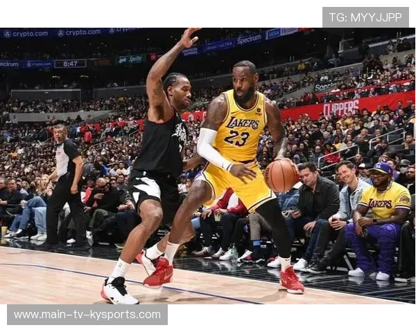 快船全队开启火力全面爆发迎难而上