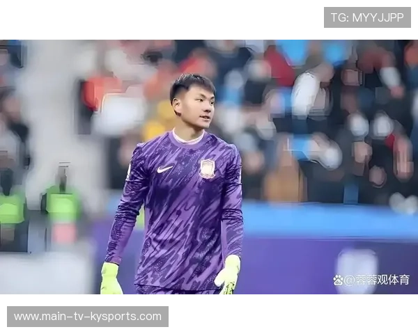 中国U23门将稳健出击，高球处理干净，中国 u23
