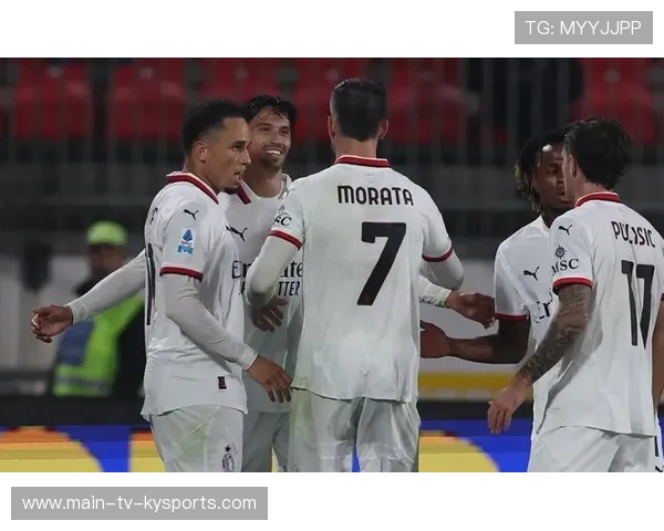 莱奥边路连过三人后横传，助攻莫拉塔抢点推射入网